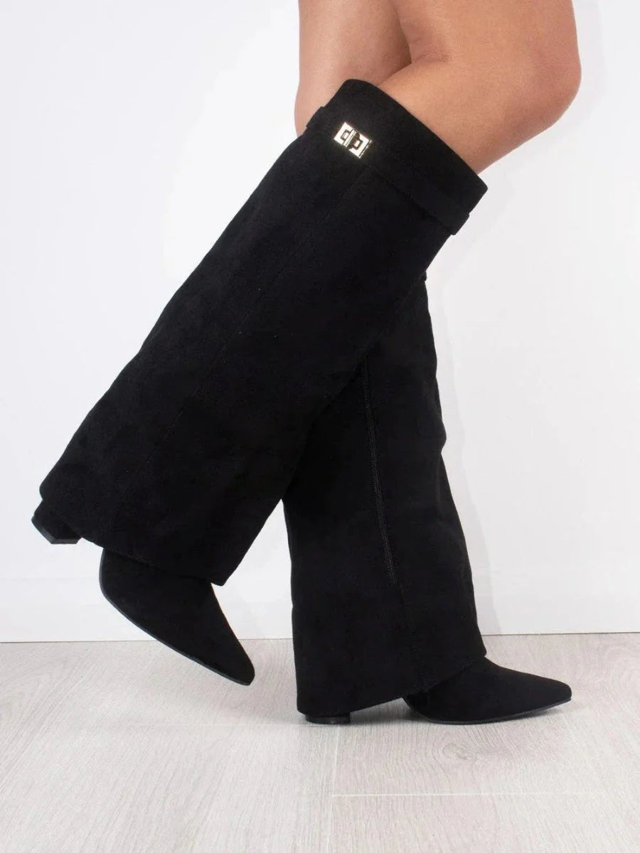 Elva | Elegante Suede-Stiefel mit goldenen Details